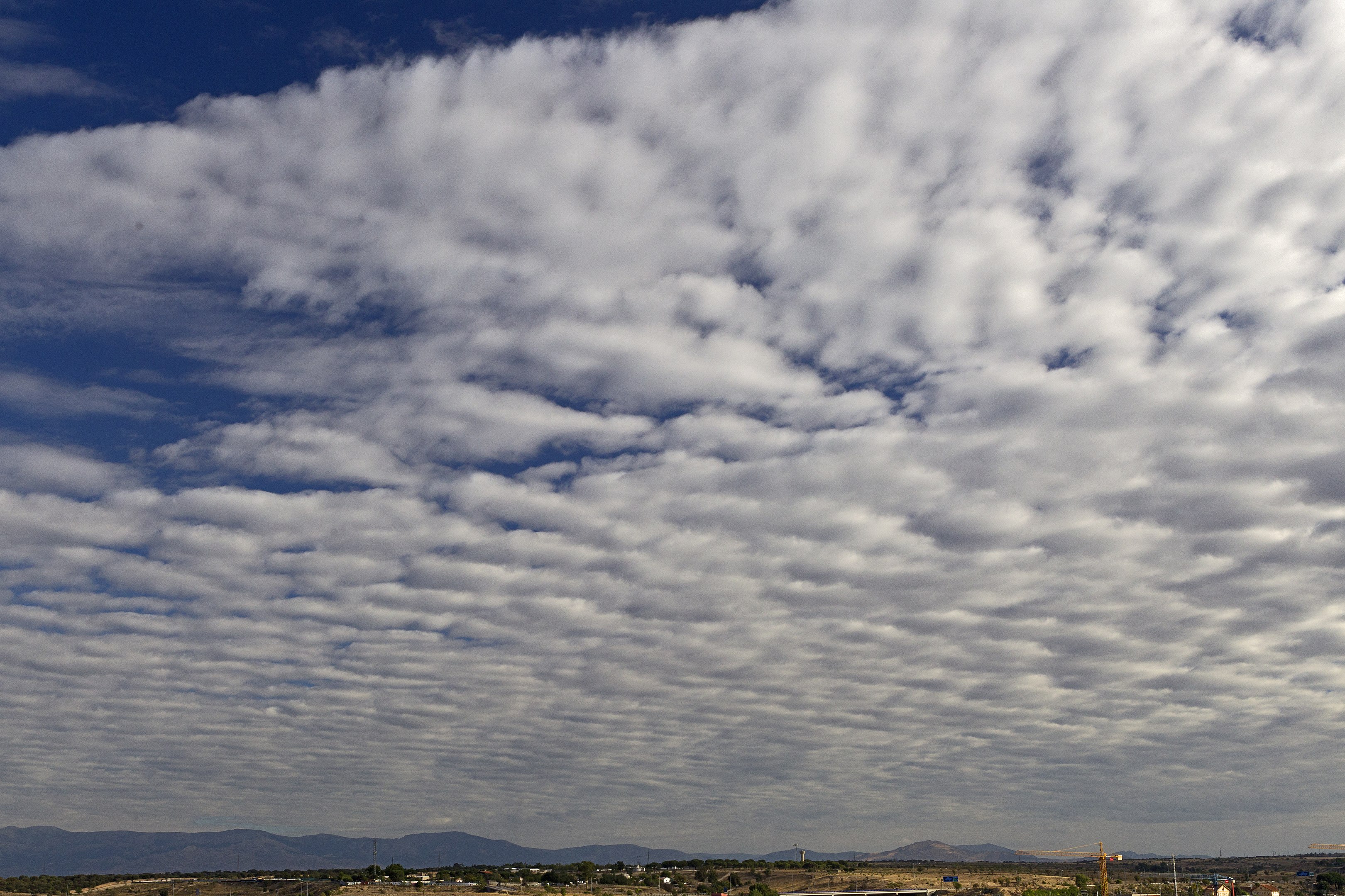 Fotografía de nubes tipo estratocúmulos